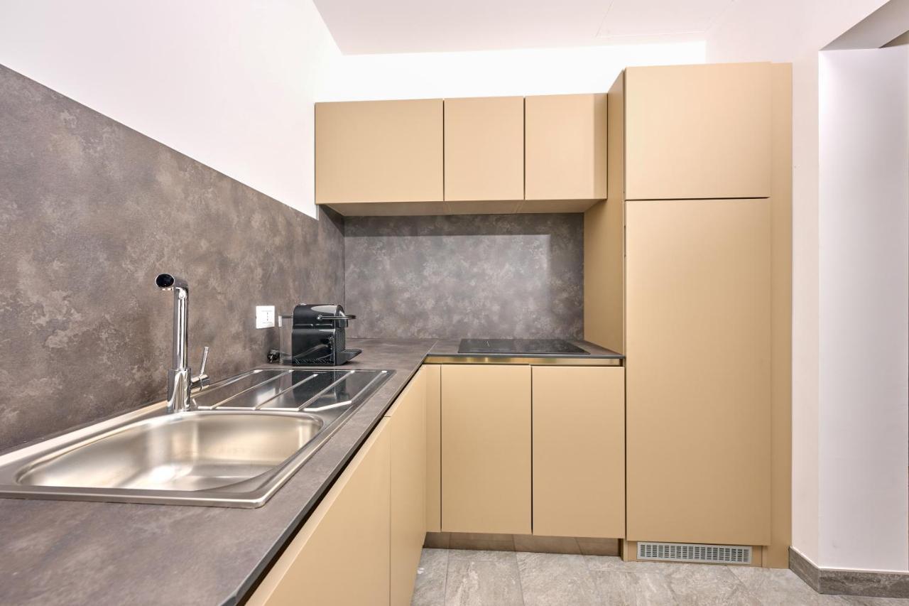 Ca Del Lasco - Modern Apartments In Classic Villa بيلانو المظهر الخارجي الصورة