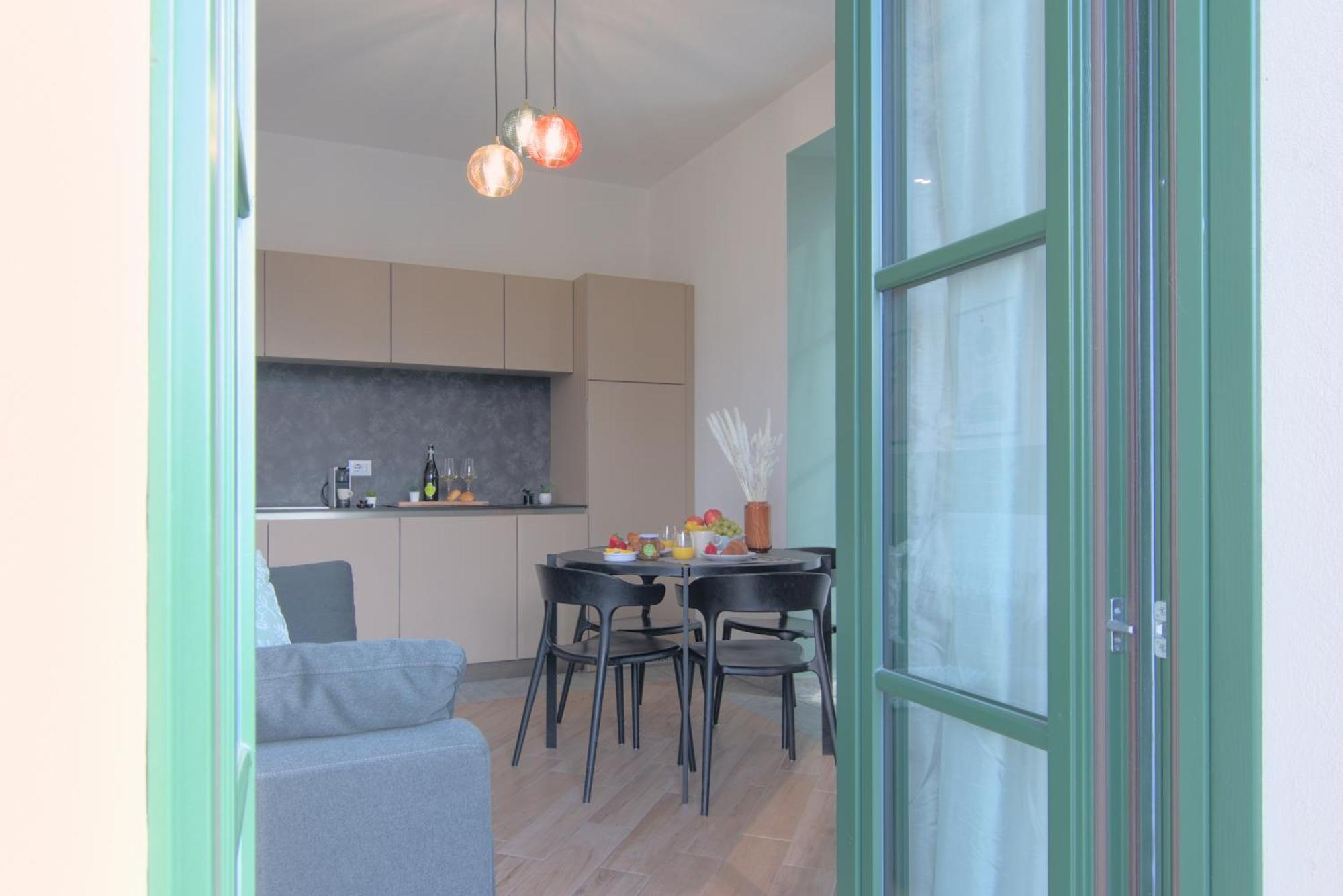 Ca Del Lasco - Modern Apartments In Classic Villa بيلانو المظهر الخارجي الصورة